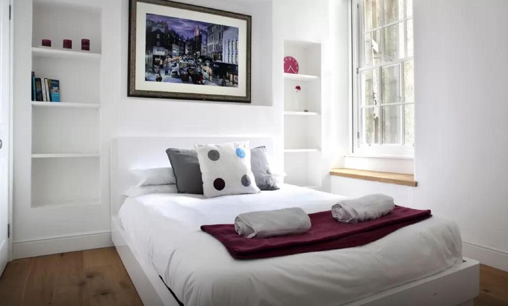 Apartamento Clamshell Land - Royal Mile Edimburgo Habitación foto
