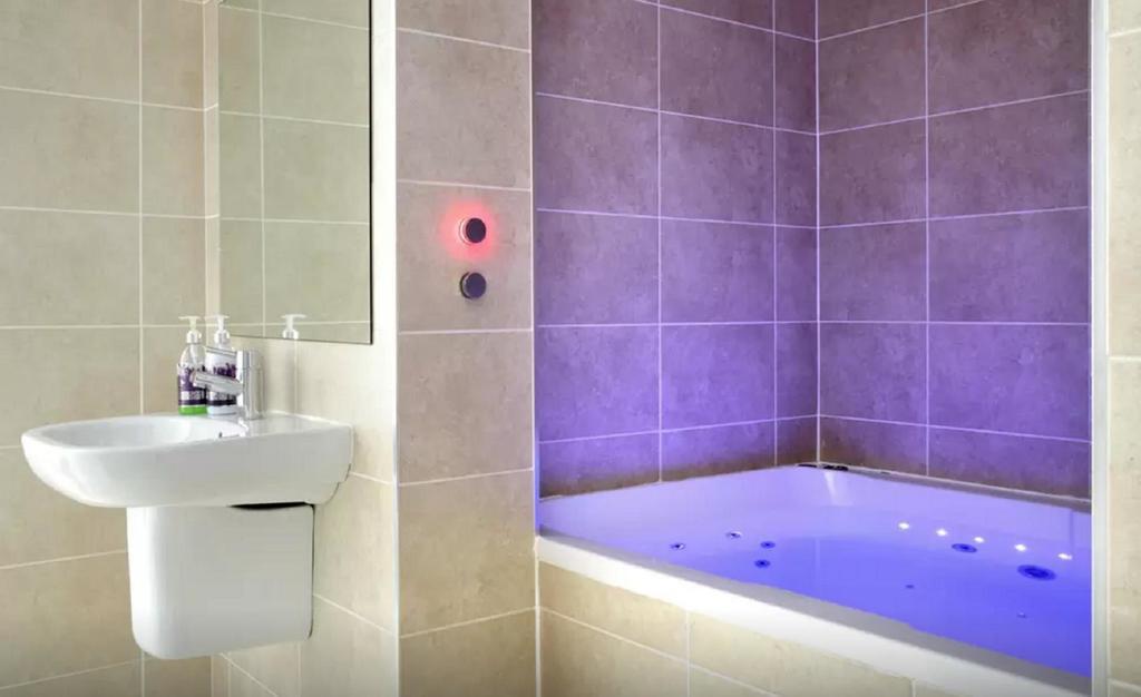 Apartamento Clamshell Land - Royal Mile Edimburgo Habitación foto